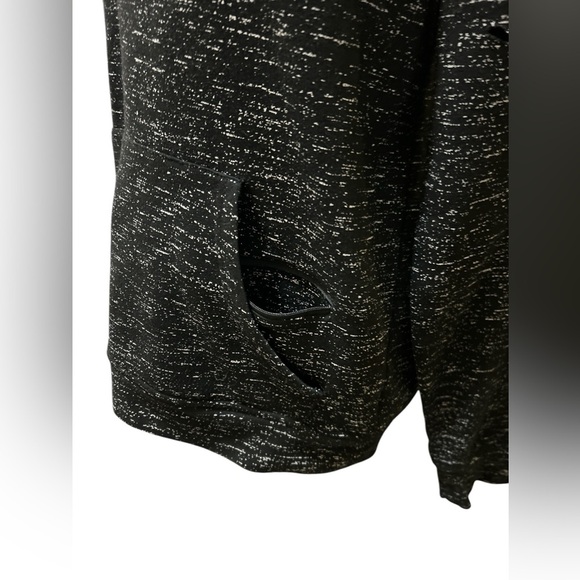 BROOKLYN ATHLETICS BKLYN
MARL BLACK TAG=MED MEASURES EX SM-SM PERFORMANCE HOODIE - Picture 4 of 11